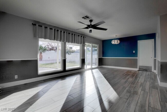 Building Photo - 908 Bonita Ave