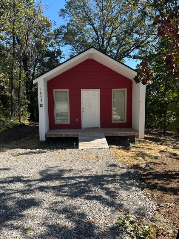 Building Photo - 16889 Digby Dr