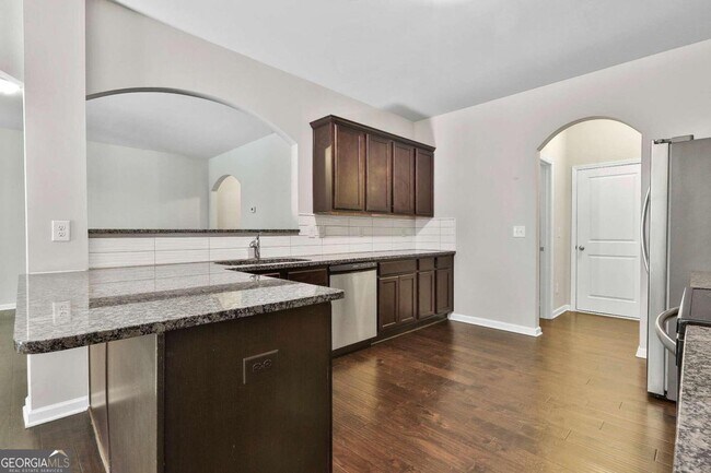 Building Photo - 240 Stillwood Dr