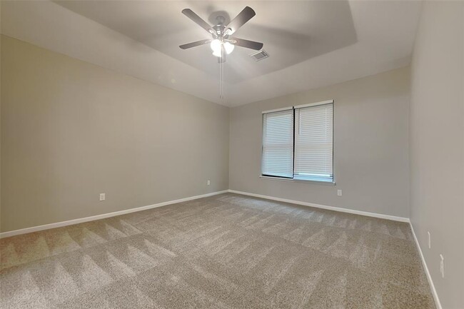 Building Photo - 7102 Blanco Pines Dr