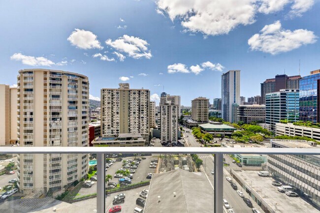 Building Photo - 629 Keeaumoku Street - Azure Ala Moana #1303