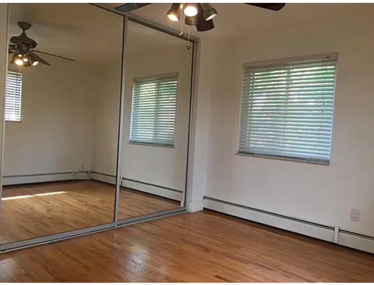 Building Photo - 475 S Adams Rd