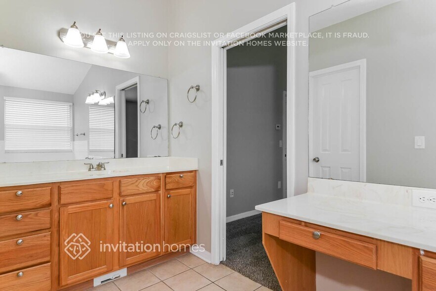 Building Photo - 16320 Bridgeglade Ln