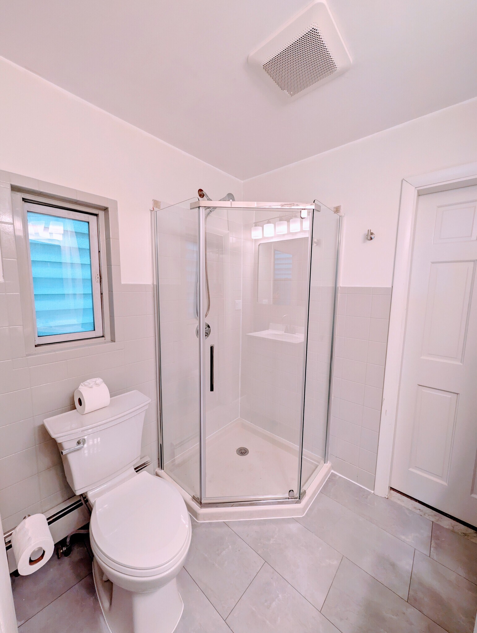 Building Photo - 656 Dorchester Ave