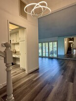 Main landing, lots of natural lighting, vaulted ceilings and large open space - 3500 W Manchester Blvd