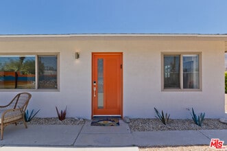 Building Photo - 375 W Sunview Ave
