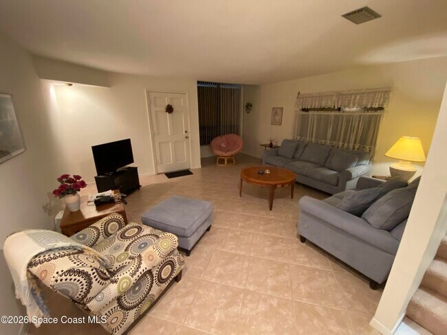 Building Photo - 423 Polk Ave