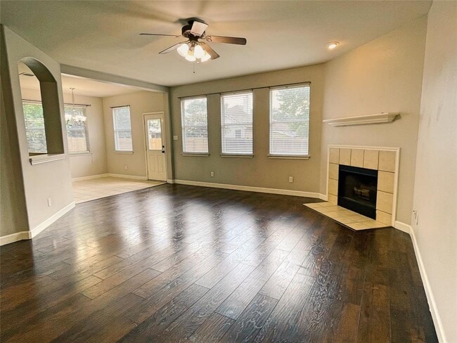 Building Photo - 2059 Carlisle Castle Dr