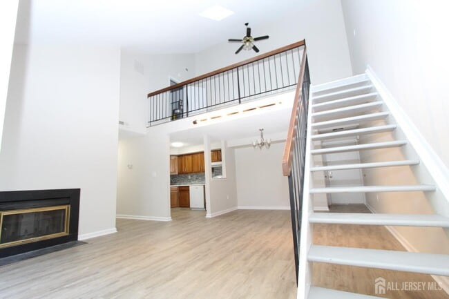Building Photo - 1808 Aspen Dr