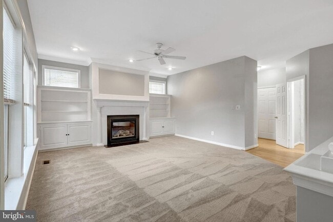 Building Photo - 26161 Rachel Hill Dr
