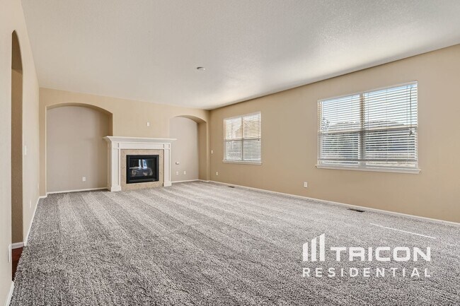 Building Photo - 4095 Eagle Ridge Way