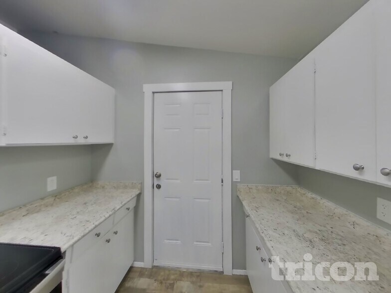 Building Photo - 6515 193rd Ave E