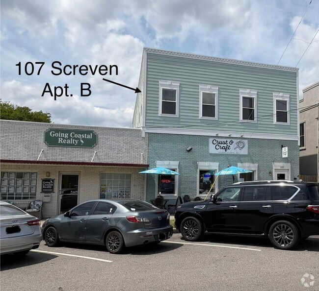 Building Photo - 107 Screven St