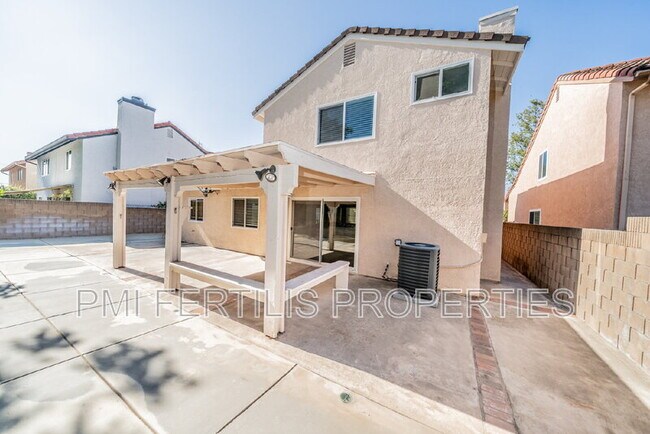 Building Photo - 1229 Hibiscus St