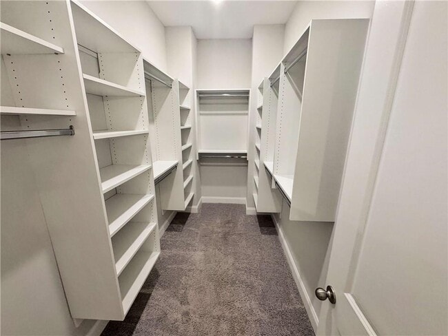 Building Photo - 677 Stickley Oak Way