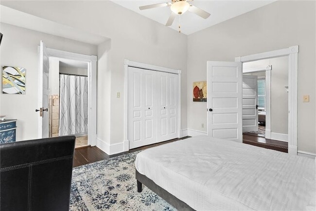 Building Photo - 867 Beecher St SW