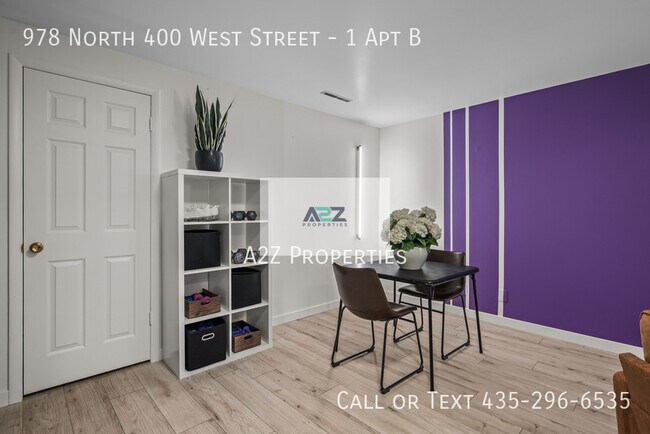 Building Photo - 978 N 400 W St