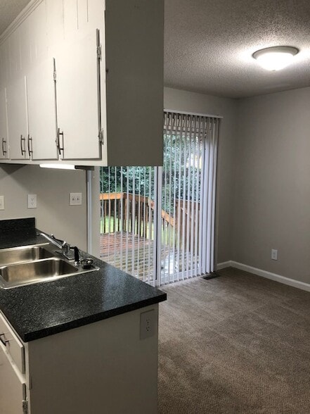 Building Photo - 4405 Graceland Ct