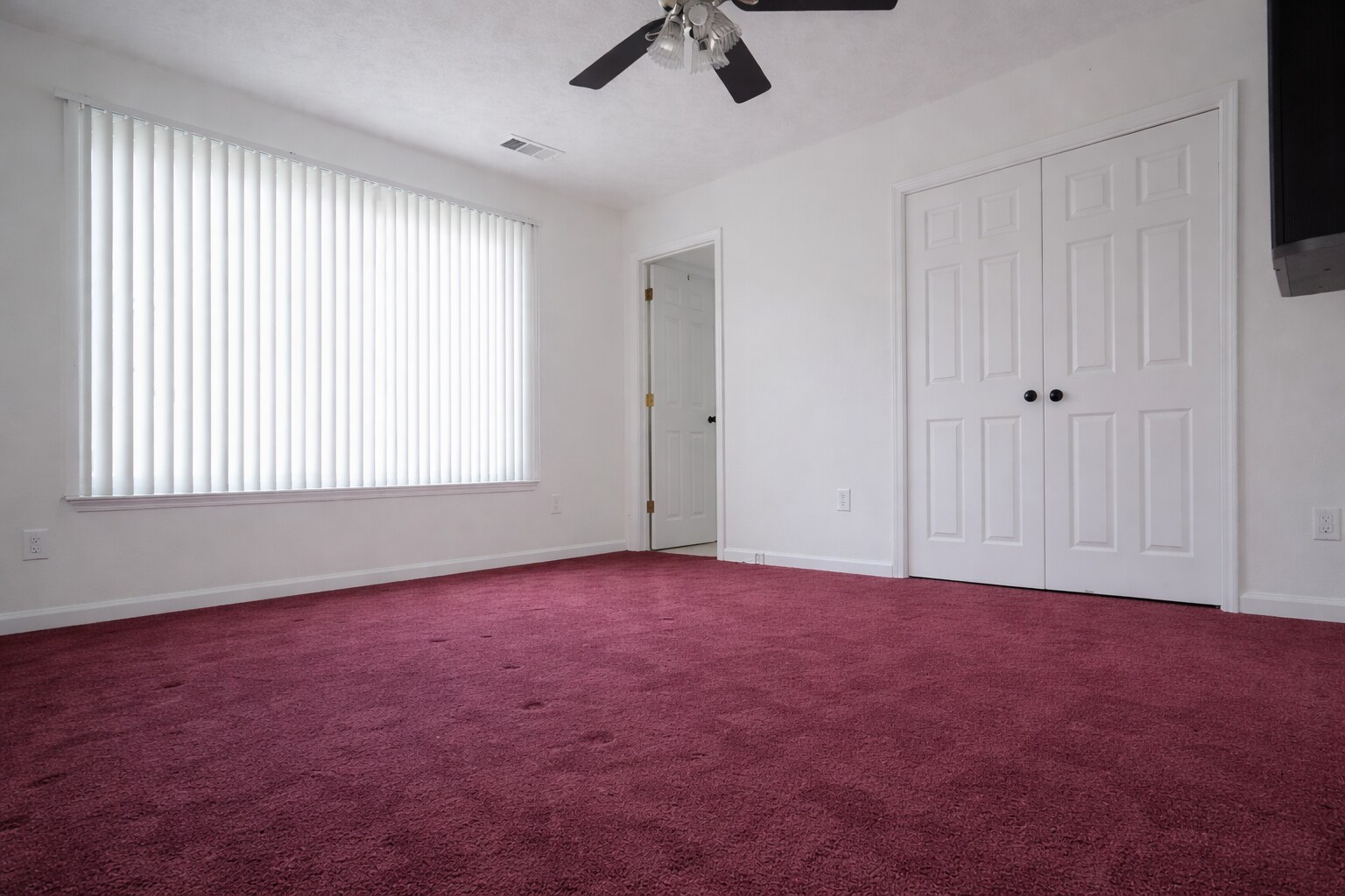 Building Photo - 5666 La Fleur Trl