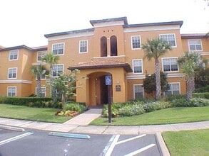 Building Photo - 5459 Vineland Rd