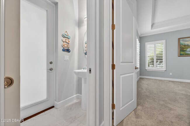 Building Photo - 53 Marden Dr