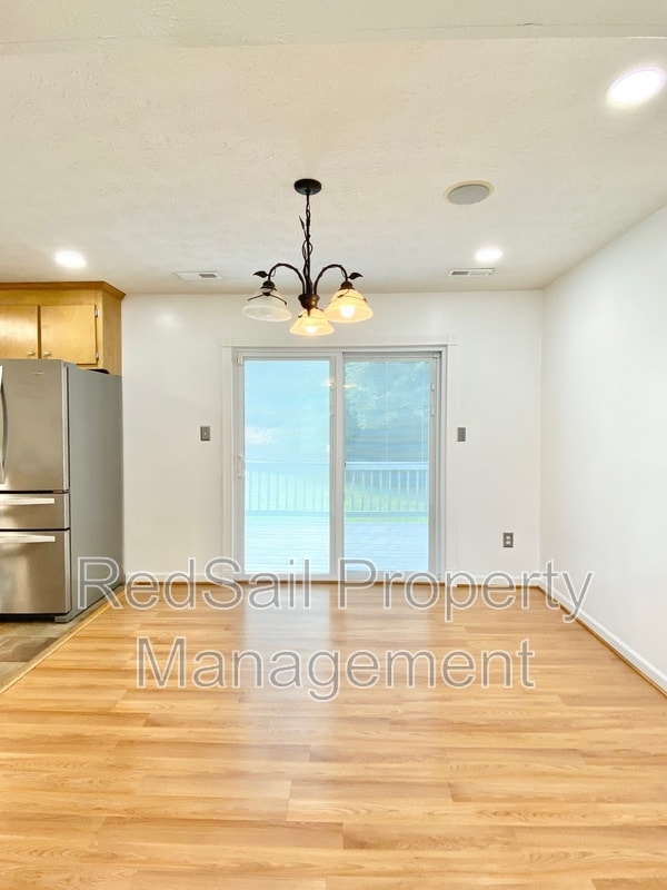 Building Photo - 16 Jodys Way