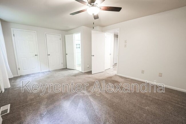 Building Photo - 6626 Birchleigh Way