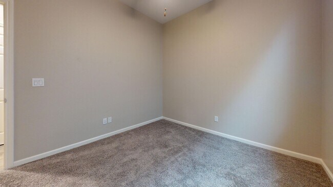 Building Photo - 3033 Antonio Ln