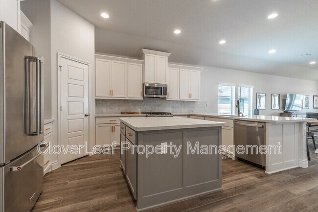 Building Photo - 1149 Cadogan Squire