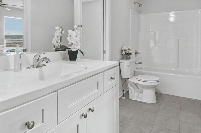 Building Photo - 3123 W 82nd Pl