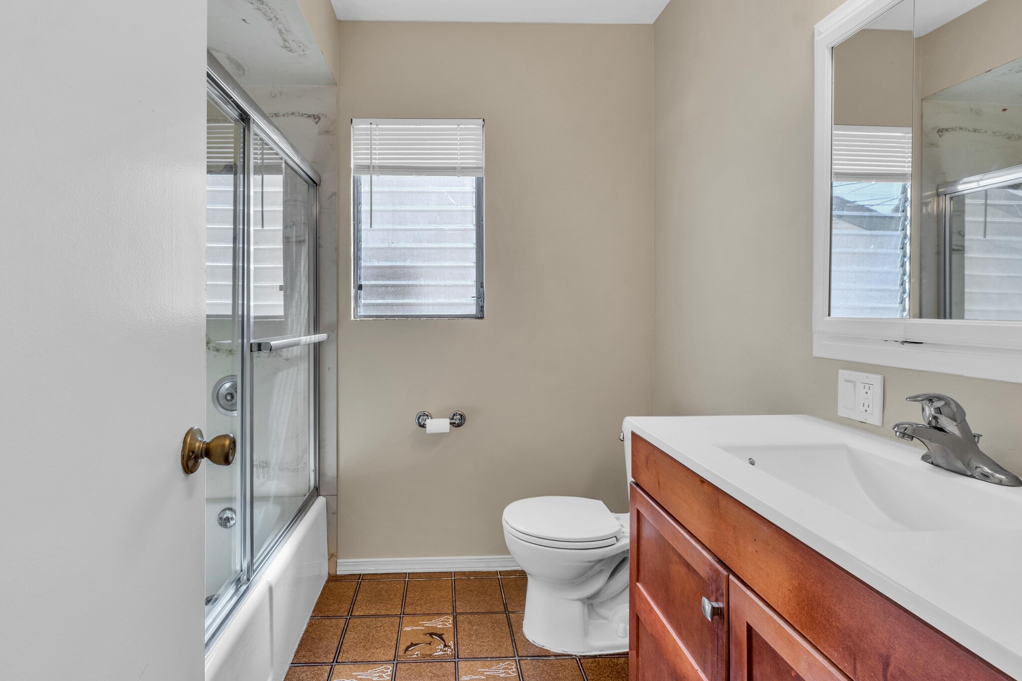 Downstairs/Hall Bathroom - 3210 Geronimo Ave