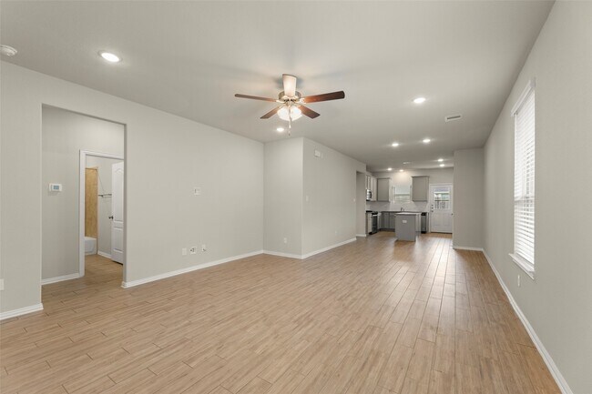 Building Photo - 31322 Conover Dr