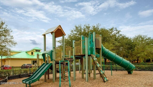 Building Photo - 539 Hedgewood Dr