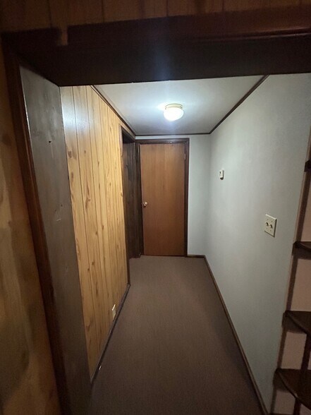 Building Photo - 31 Erie St