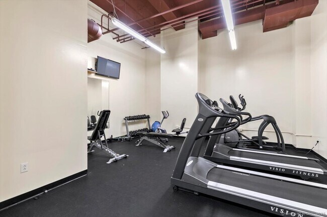 Building Photo - 124 Court St