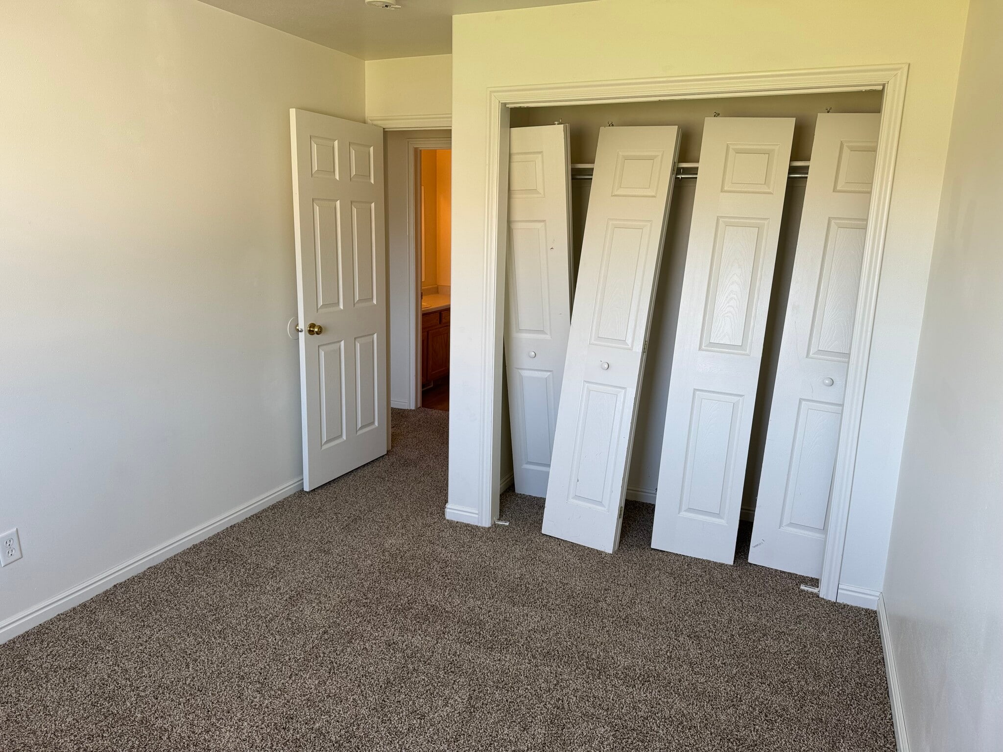 Building Photo - 2520 W 450 N