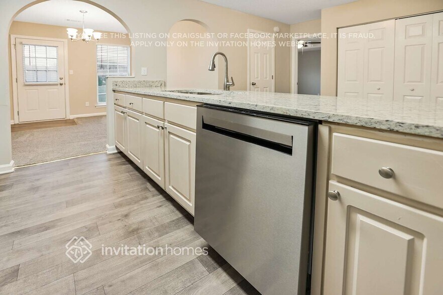 Building Photo - 4896 Ozment Ridge Ct