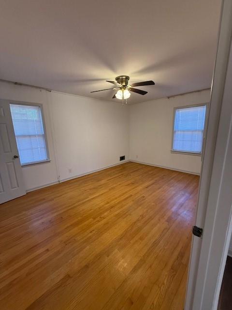 Building Photo - 914 Sherbrooke Dr SE