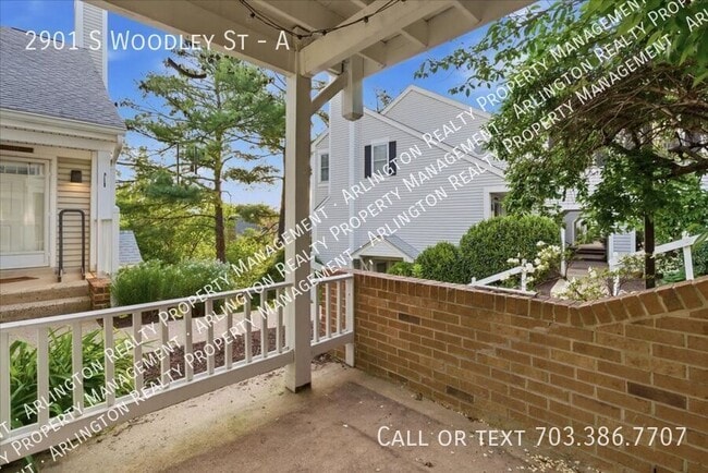 Building Photo - 2901 S Woodley St