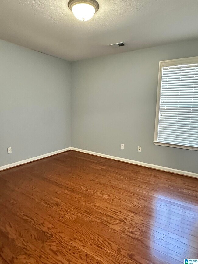 Building Photo - 525 Hackberry Ridge Cove