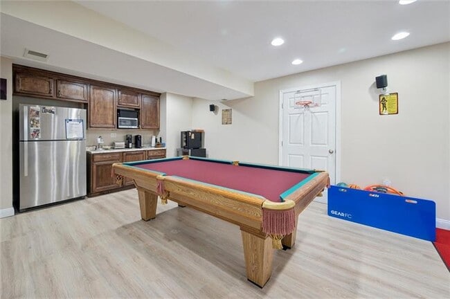 Building Photo - 1005 Autumn Woods Dr