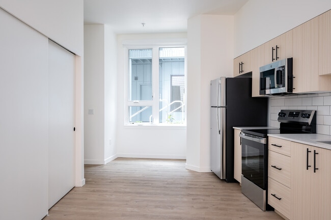 3 Bed 2 Bath Townhome - The Wes