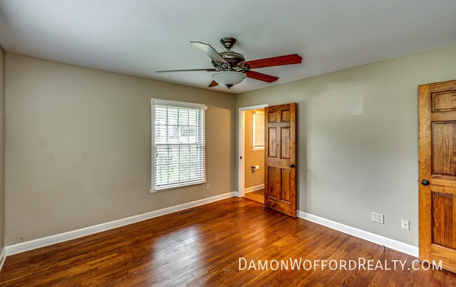 Building Photo - 1431 Brecon Dr
