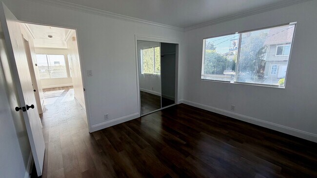 Building Photo - 110 Hilborn St