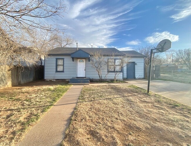 Primary Photo - Great rental now available near Texas Tech University and UMC.