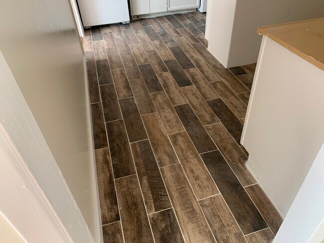 Building Photo - Woodbank Apartments