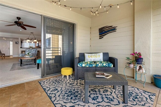 Building Photo - 363 Pinellas Bayway S