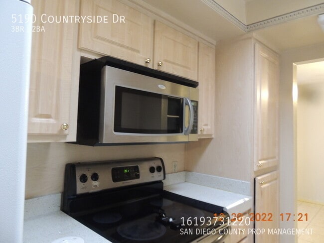 Building Photo - 5190 Countryside Dr