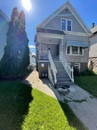 Building Photo - 2435 S 9th St