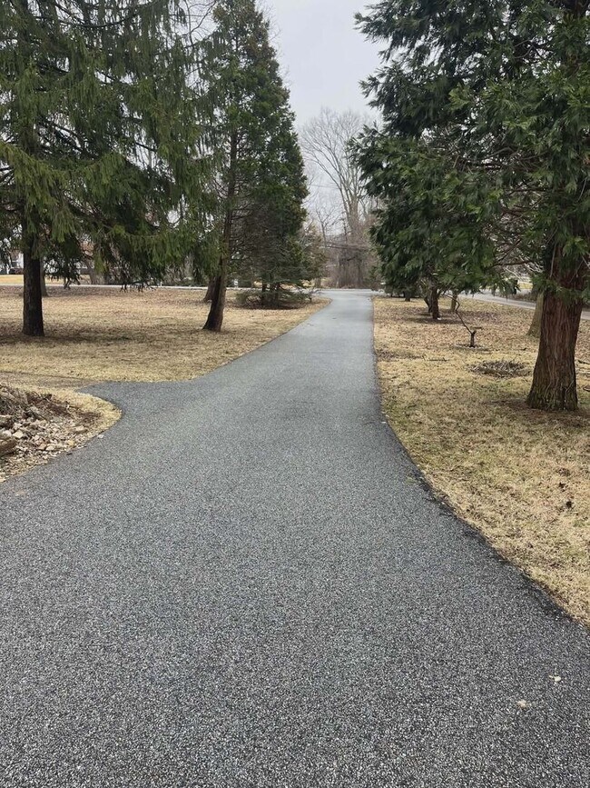 Building Photo - Spacious 4BR Rancher w/ Separate Basement space & Accessible Features – Sudbrook Park